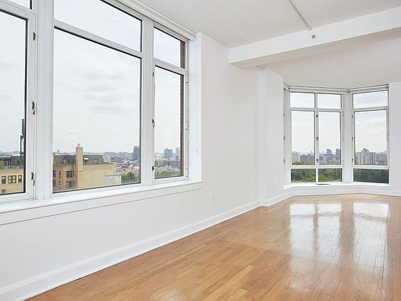 5th image of 455 Central Park W APT 17A