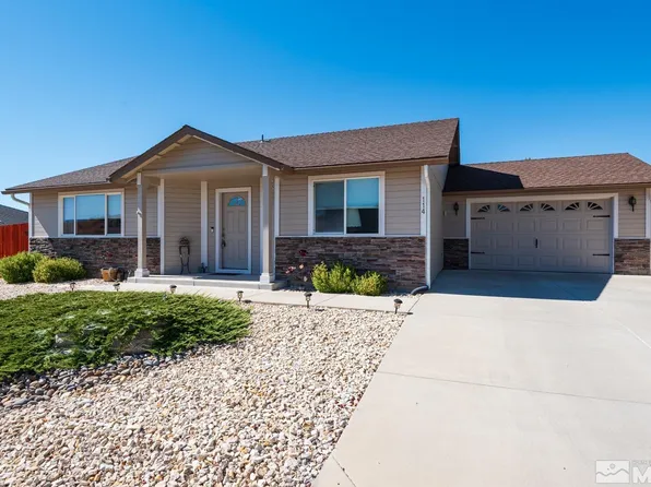 114 Walker St, Gardnerville, NV 89410