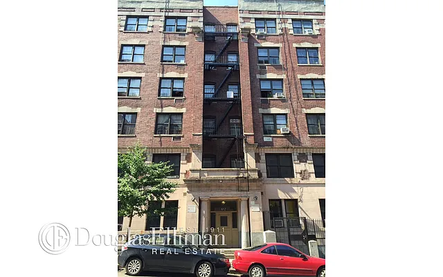 Rented by Douglas Elliman | media 8