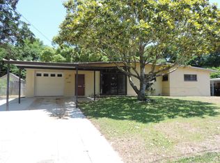 217 Staff Dr NE, Fort Walton Beach, FL 32548