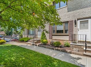575 Grove St UNIT B2, Clifton, NJ 07013