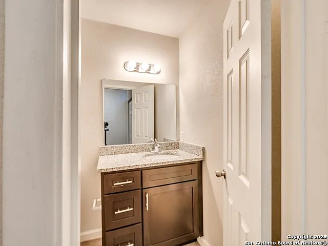 100 Lorenz Rd #1504 — Photo 9