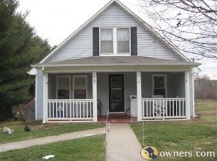 2107 Meadowbrook Dr, Blacksburg, VA 24060