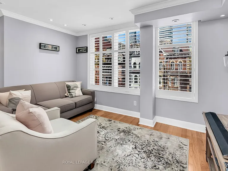 415 Jarvis St #309 — Photo 10