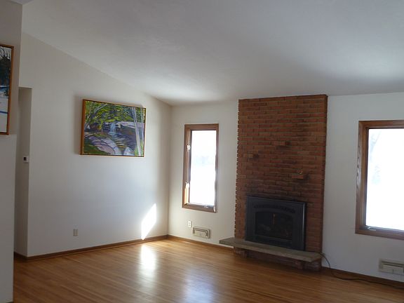 2nd image of 3308 Croft Dr