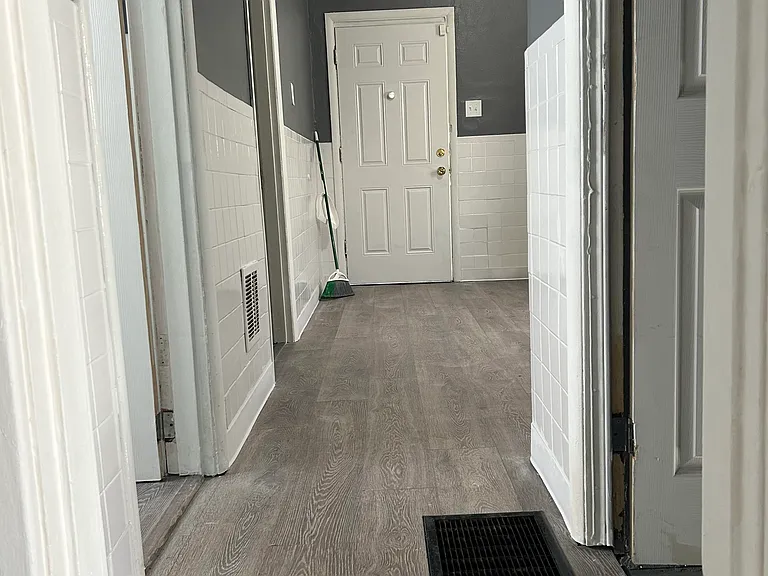 4957 Lilburn Ave — Photo 8