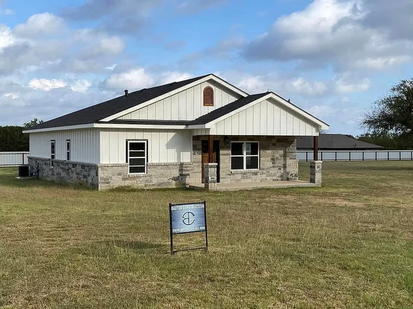 610 W 18th St, Cisco, TX 76437