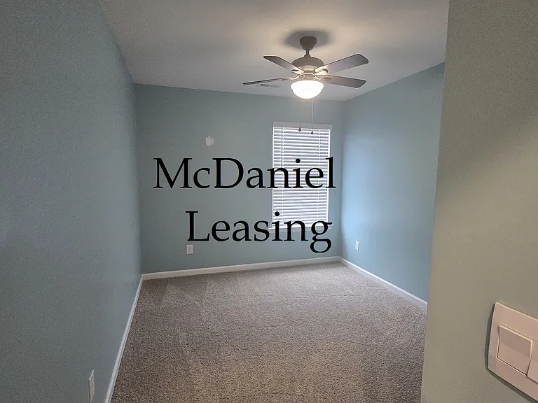 1347 Wunder Way #1347 — Photo 5