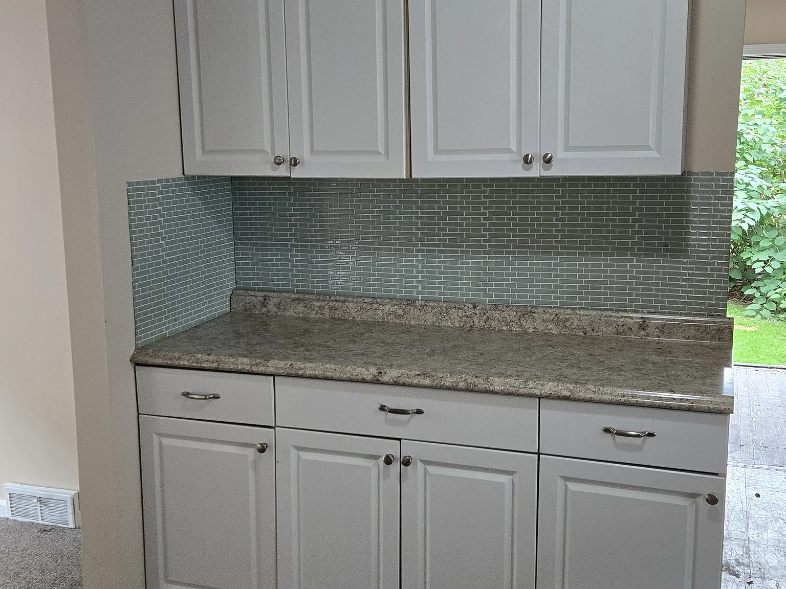 2 bed, $1,200 — Photo 2