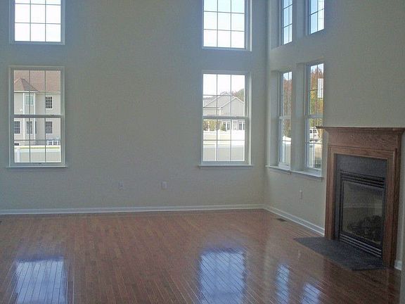 Two-story Family Room with Fireplace