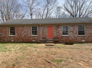 1311 Minerva Dr, Murfreesboro, TN 37130