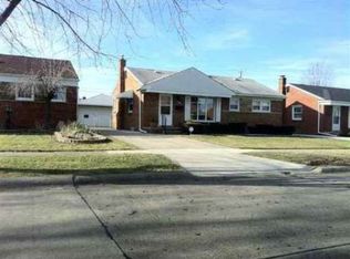 25375 Ronald St, Roseville, MI 48066