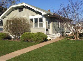 1311 Pershing Blvd, Clinton, IA 52732