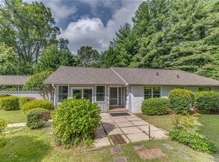 60 Pampas Ln, Tryon, NC 28782