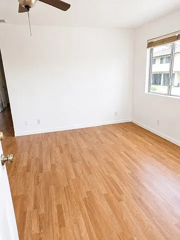 4 bed, 1300 sqft, $5,600 — Photo 4