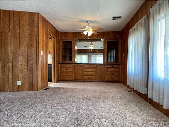 5th image of 1704 Lynn Dr