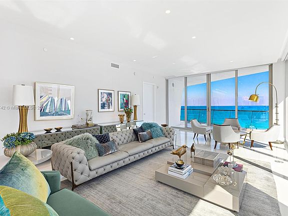 4th image of 16901 Collins Ave #901