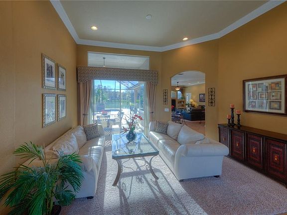 4th image of 1023 Emerald Hill Way