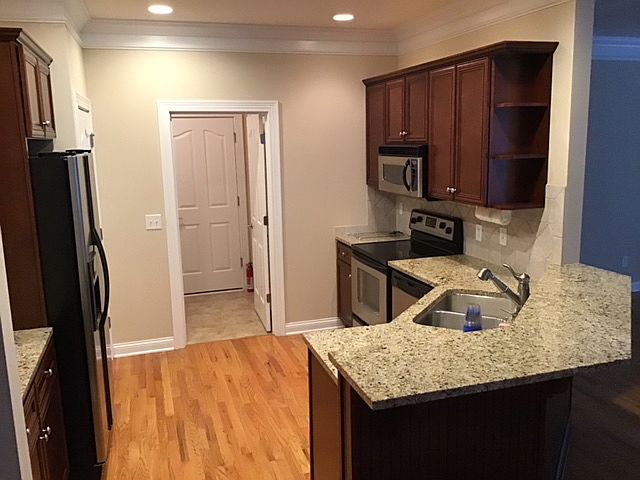 2nd image of 221 Chippewa Dr