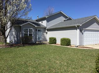 1509 Green Trails Dr, Plainfield, IL