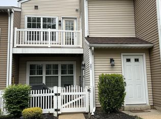 302 Ferris Ln #C2, Doylestown, PA 18901