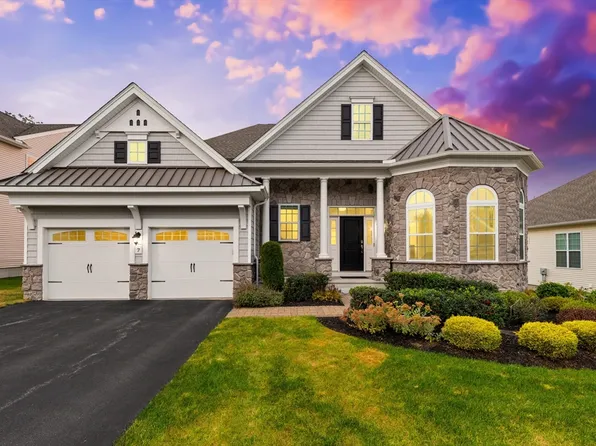 7 Sequoia Dr #7, Methuen, MA 01844