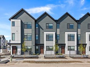 293 S Dieppe Dr SW, Calgary, AB T3E7A6