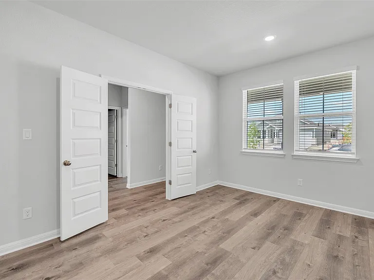 2412 Ekvall Dr — Photo 10