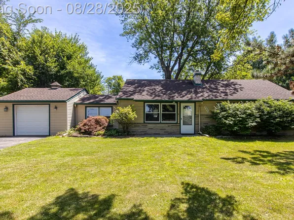 37610 S Groesbeck Hwy, Clinton Township, MI 48036
