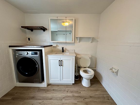 4th image of 154 Bradford St #11