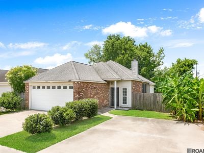 9231 Pecan Tree Dr, Baton Rouge, LA, 70810