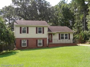 720 Skycliff Ct, Fayetteville, NC 28311