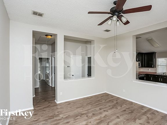 2nd image of 10141 Chapel Ridge Dr