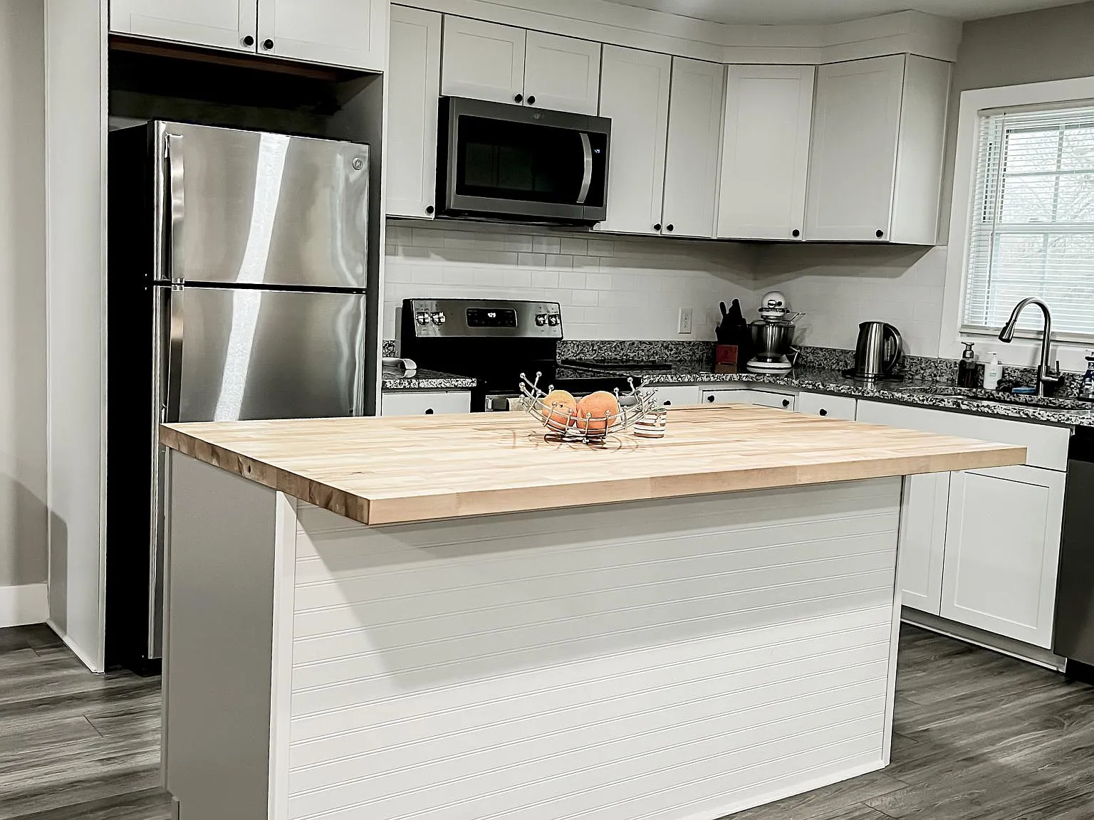 3 bed, 1800 sqft, $2,100 — Photo 1