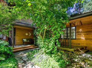 15415 Sunrise Dr NE, Bainbridge Island, WA 98110