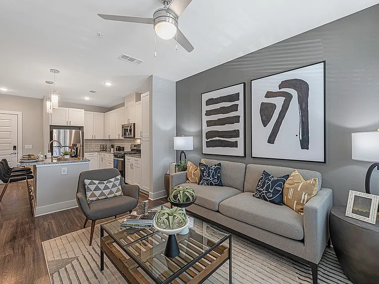 Populus Westside Apartments — Photo 18