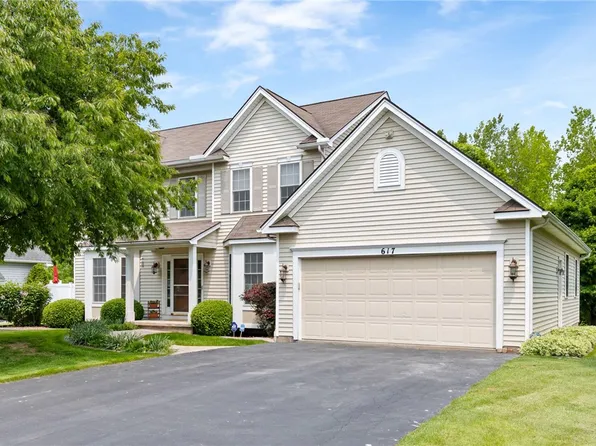 617 Whistlers Cove Ln, Rochester, NY 14612