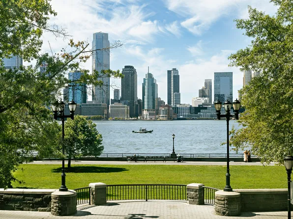 20 River Terrace image 2 of 26