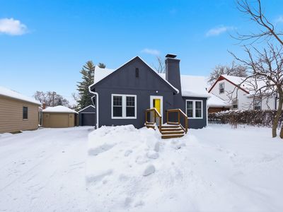 2208 S 1st Ave, Sioux Falls, SD, 57105