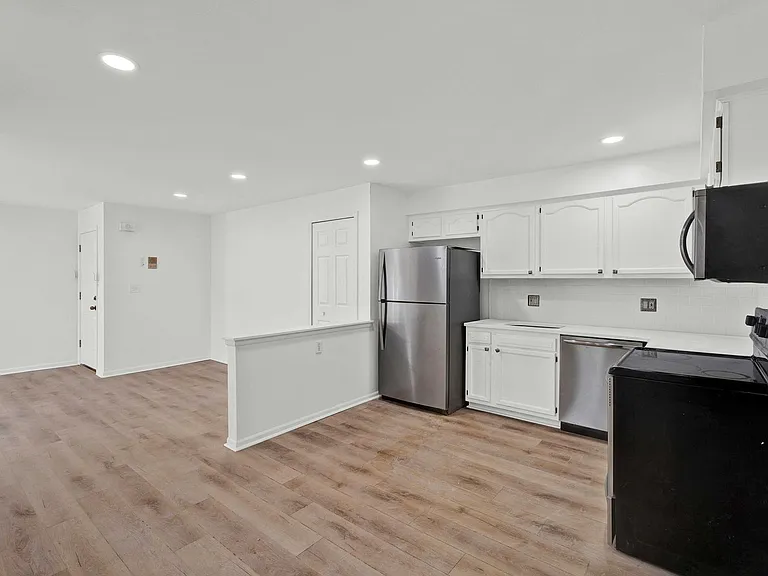 38618 Meadowdale St #7 — Photo 14