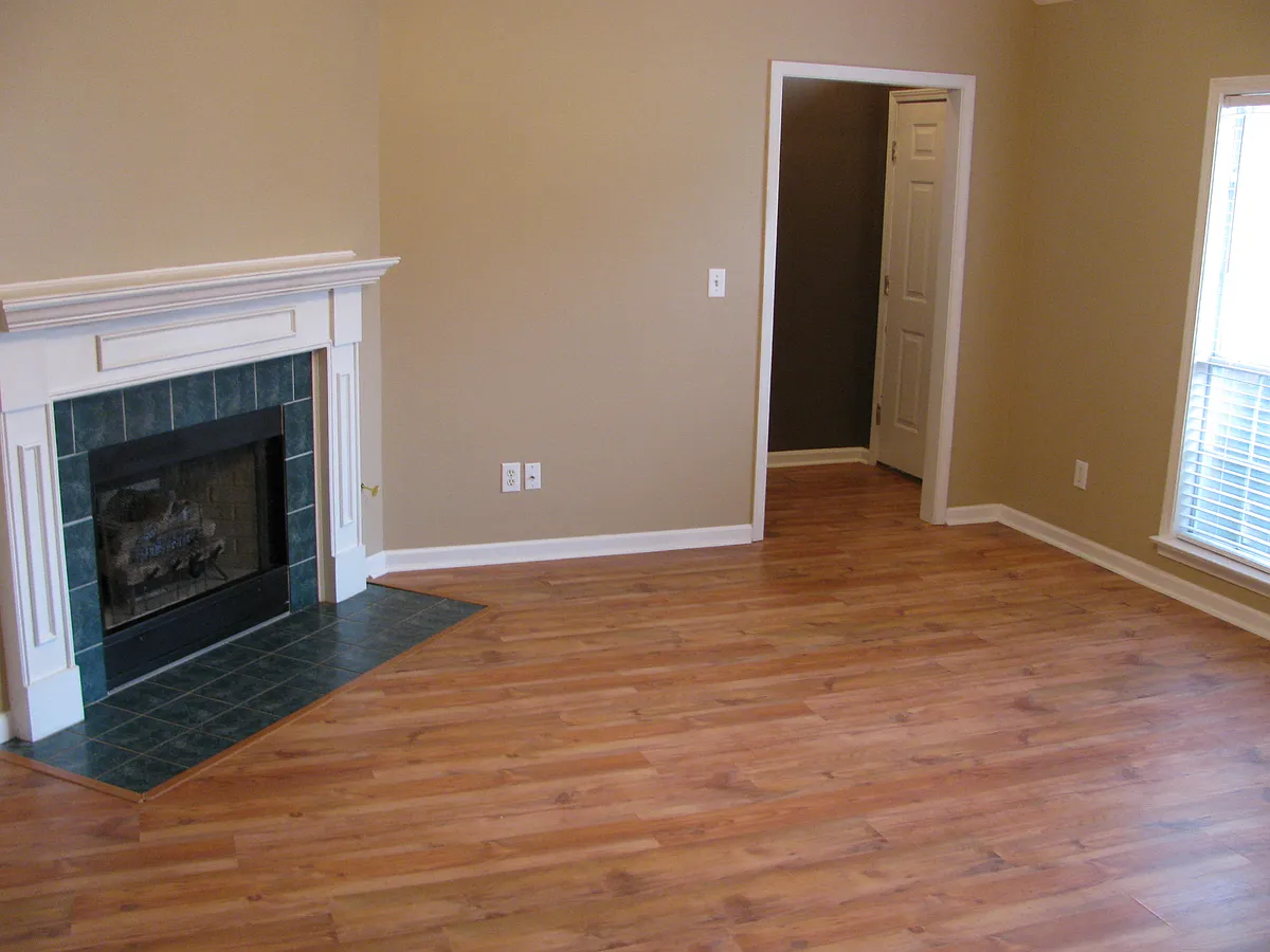 Building Photo - 241 Magnolia Dr