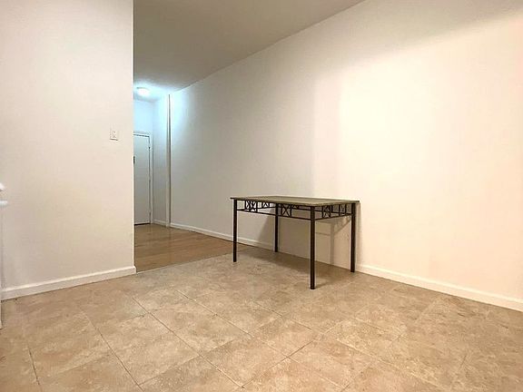 4th image of 25-78 Steinway St #2B
