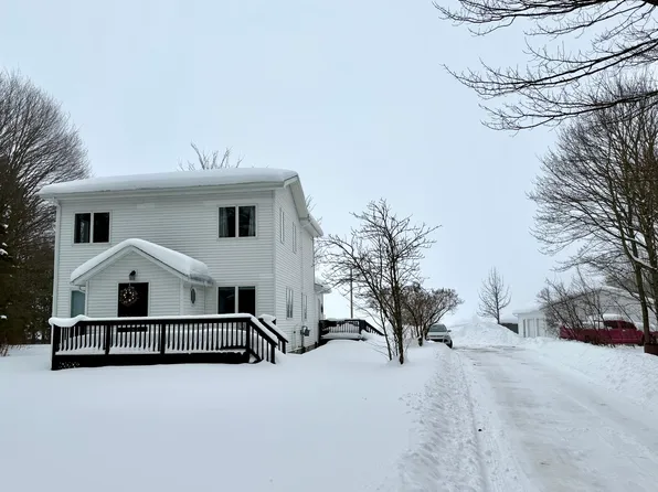609 W Six Mile Rd, Sault Sainte Marie, MI 49783