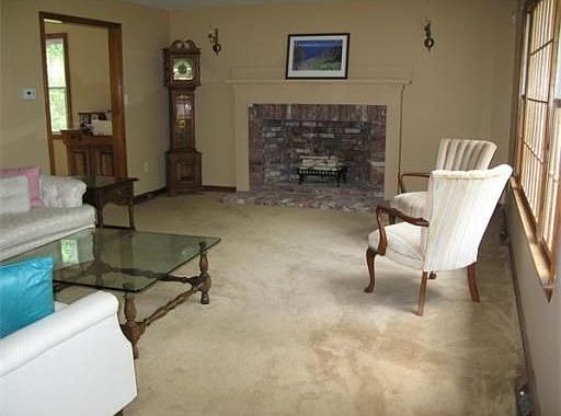 3rd image of 276 Lincoln St