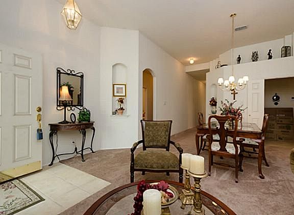 5th image of 3105 Waterton Cir