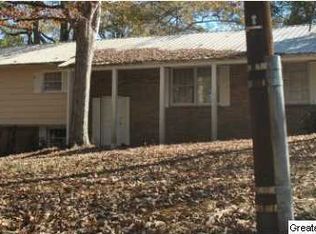 2612 Hickory Cir, Pell City, AL 35128