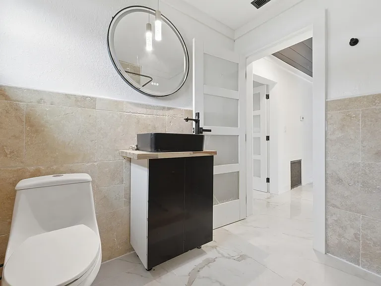 2529 Rainbow Dr — Photo 22