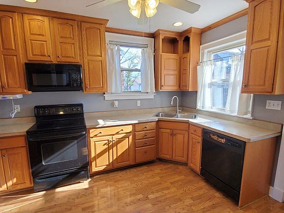 4th image of 3639 Gamble Ave