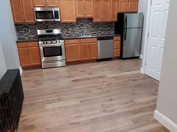 5th image of 345 S Highland Ave APT 3