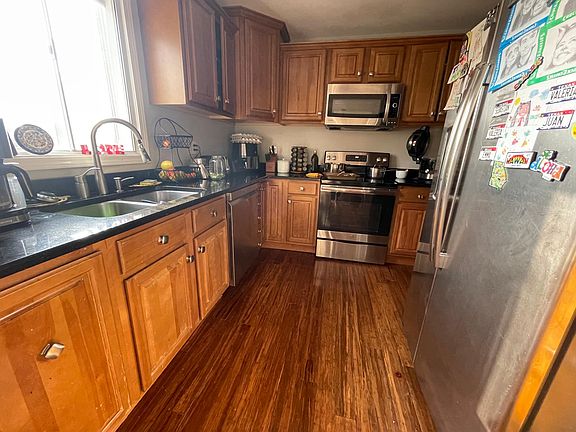 2nd image of 2856 Evergreen Ln